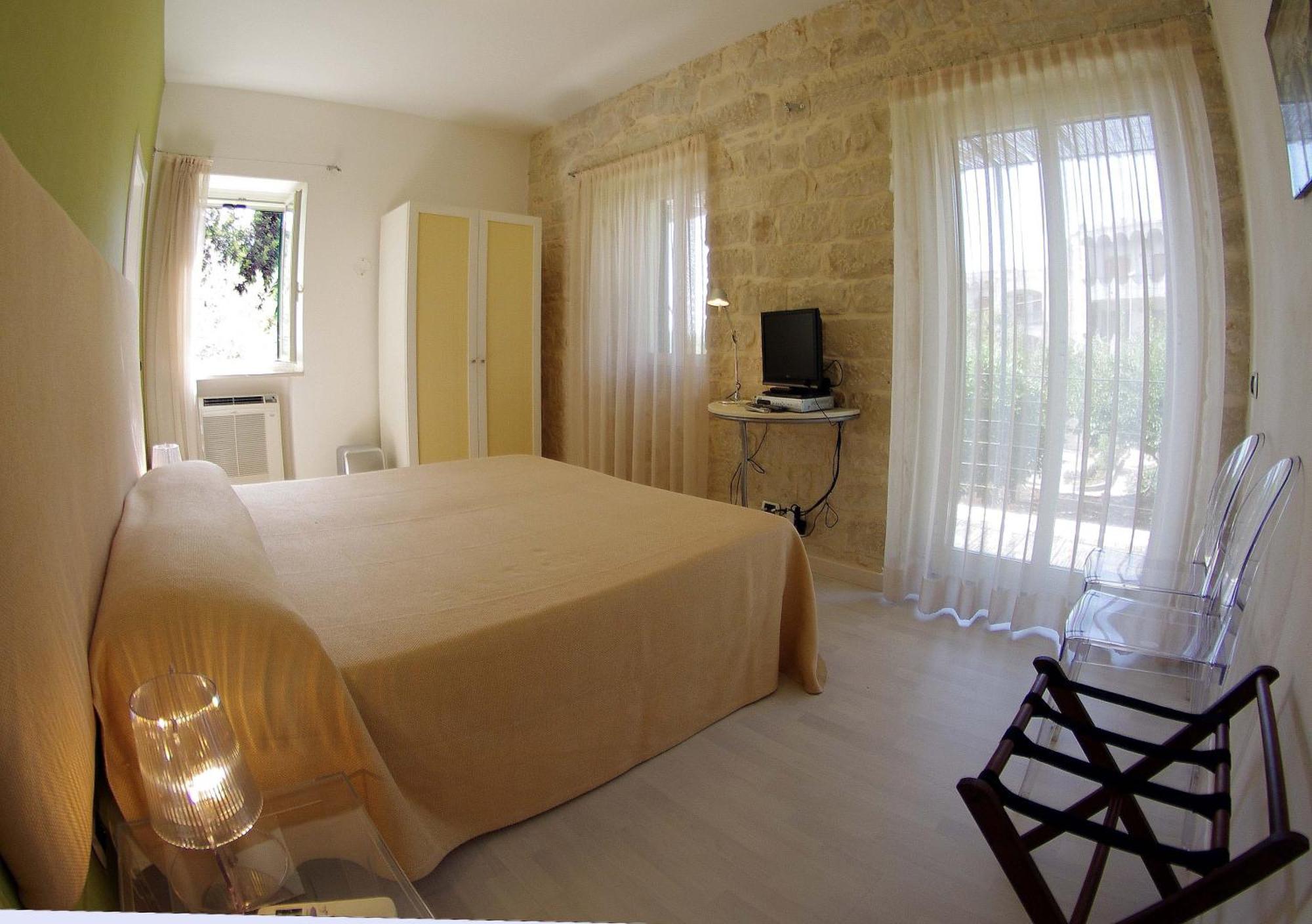 La Piccola Locanda Μόντικα Εξωτερικό φωτογραφία